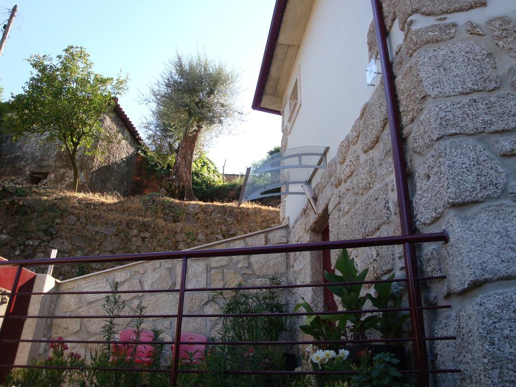 Villa Casa Da Ficheira Gerês Exterior foto